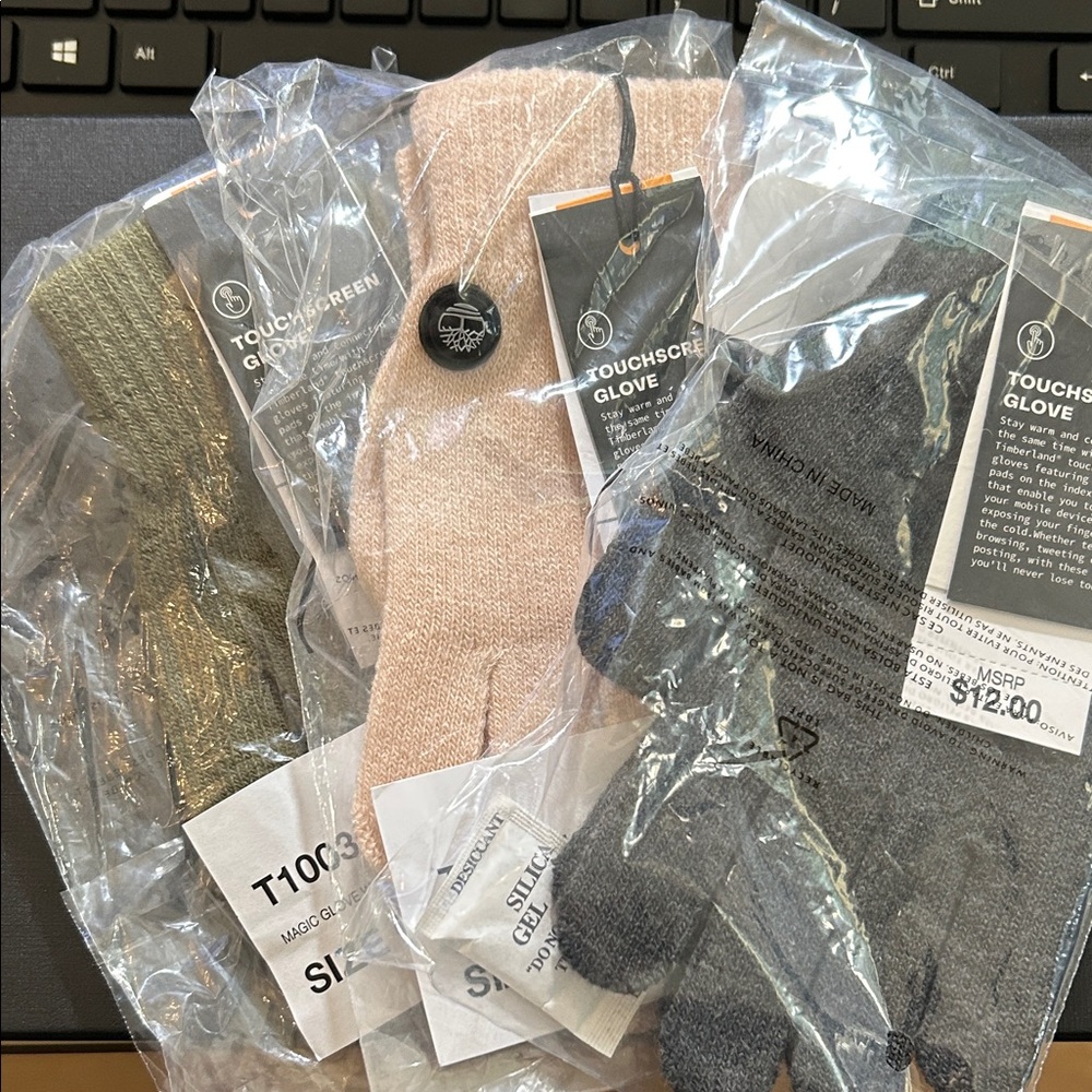 Timberland Touchscreen Gloves - Picture 11 of 11